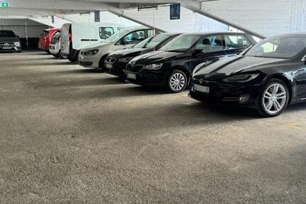 Garagen / Stellplätze Düsseldorf Stadtmitte - 130&euro; | Angebot:25372407