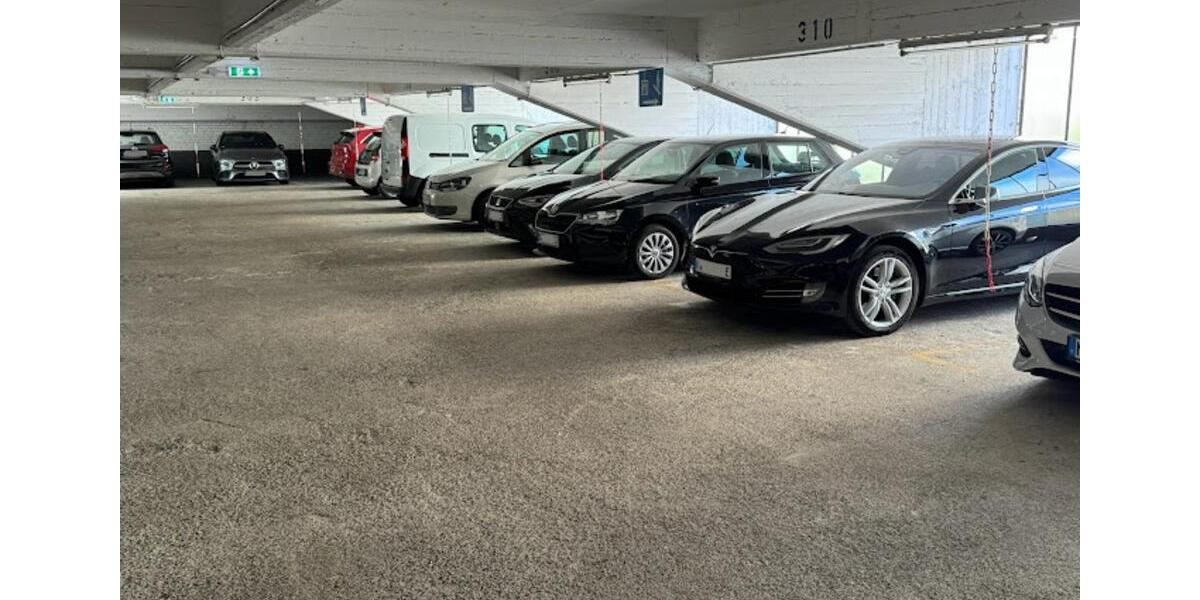 Garagen / Stellplätze Düsseldorf Stadtmitte - 130&euro; | Angebot:25372407