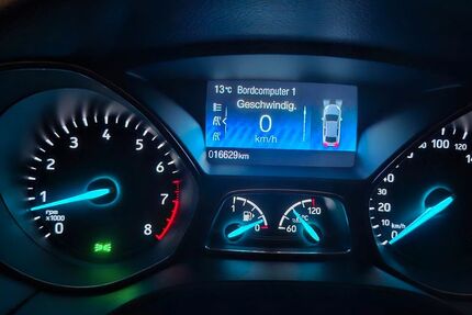 Ford Focus 17.000 km 9.600 &euro; Solingen 42651