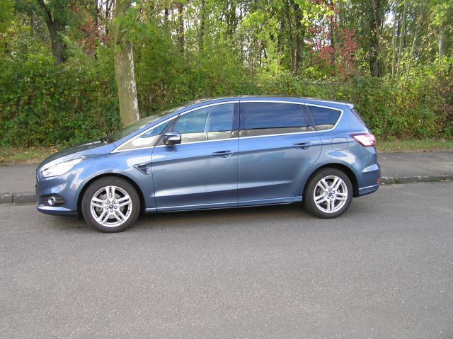 Ford S-Max 129.000 km 17.000 &euro; Pulheim 50259