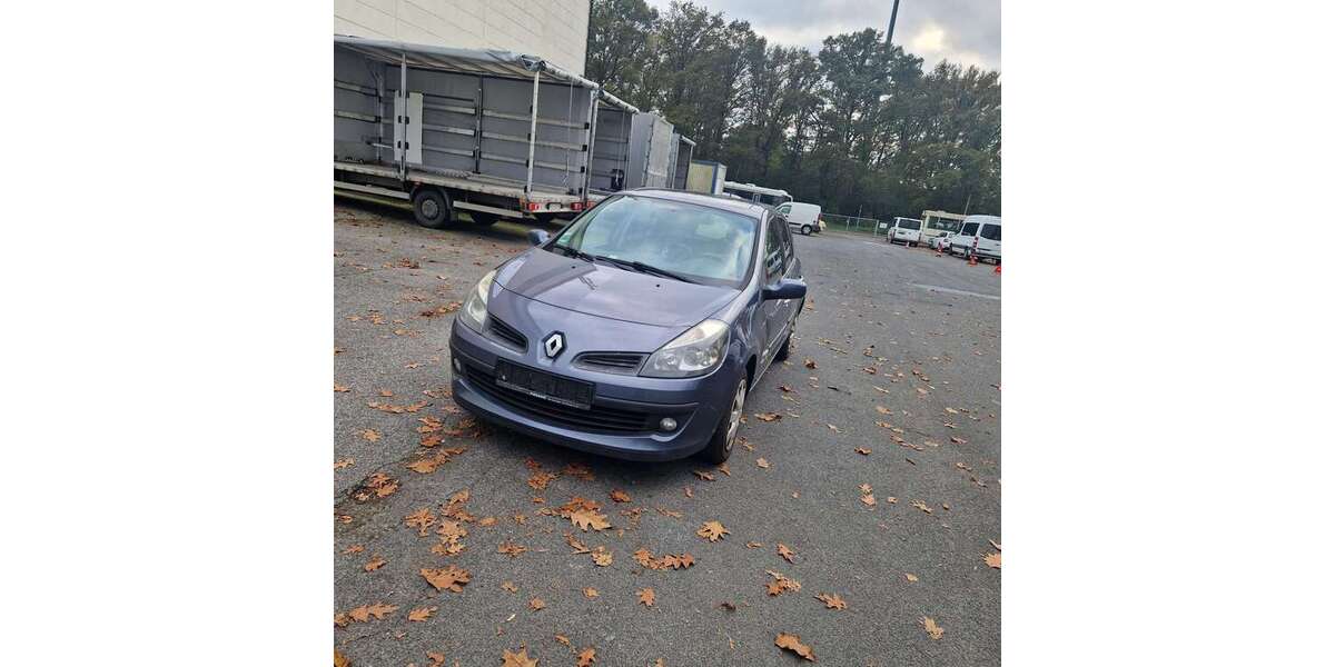 Renault Clio 174.000 km 1.850 &euro; viersen 41751
