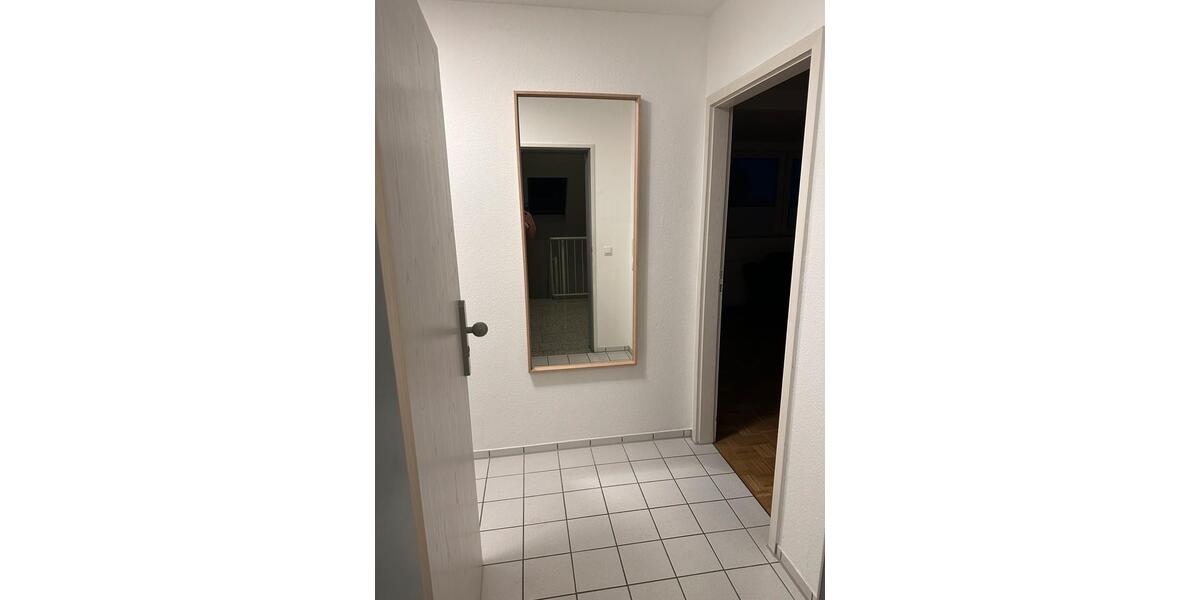 Dachgeschoßwohnung Leverkusen Schlebusch - 2 Zimmer, 34 m&sup2;, 850&euro; | Angebot:26090589