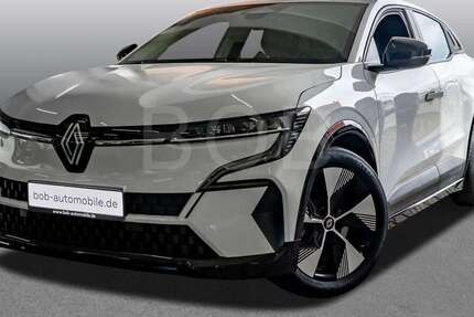 Renault Megane E-Tech 15.908 km 21.444 € Düsseldorf 40233