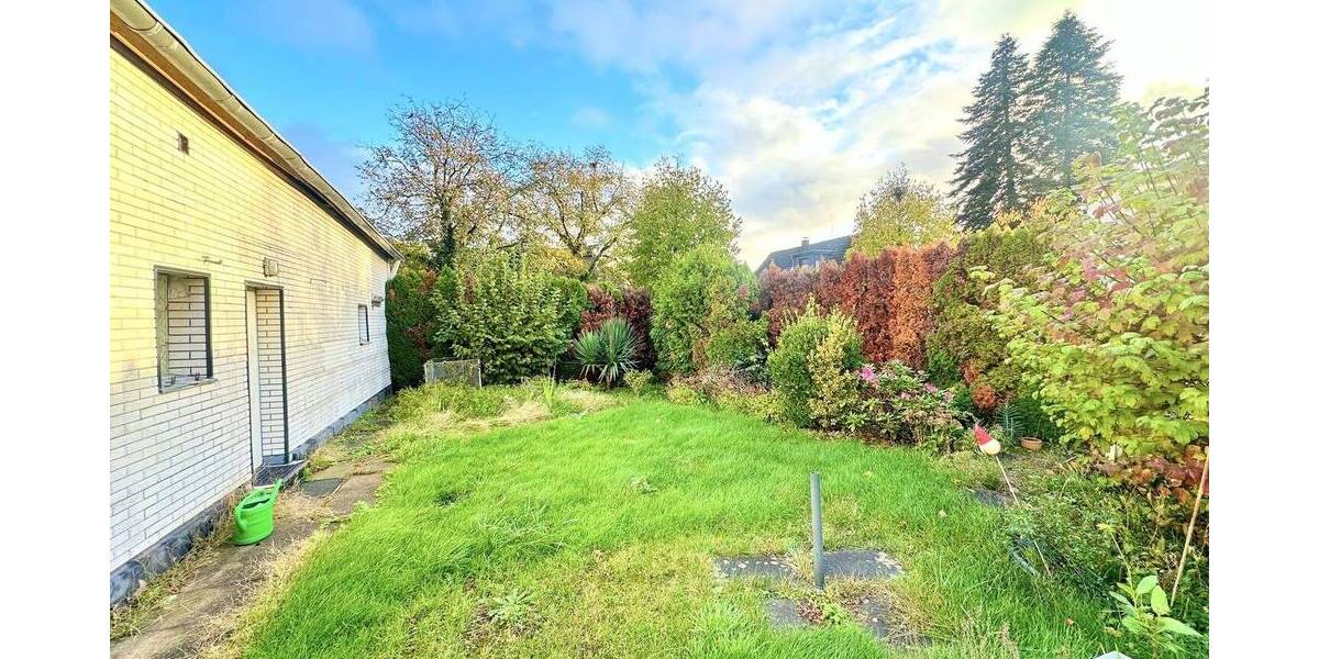 Grundstück Langenfeld / Berghausen Berghausen - 369.000&euro; | Angebot:23520629
