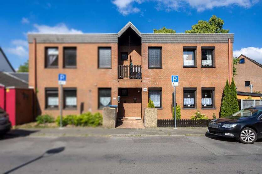 Haus zum Kaufen in Düsseldorf 550.000 € 115.94 m²