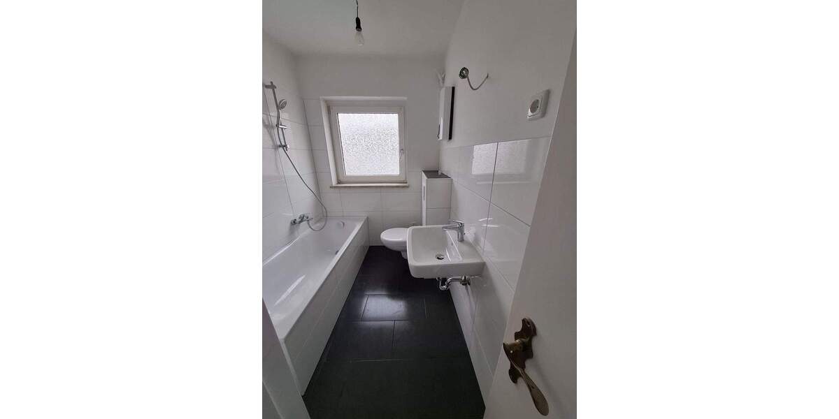 Etagenwohnung Wuppertal Barmen - 3 Zimmer, 67 m&sup2;, 539&euro; | Angebot:26205399