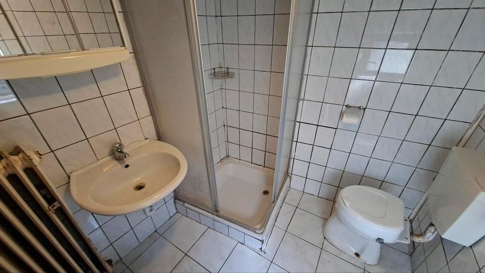 Einfamilienhaus Grevenbroich Neuenhausen - 5 Zimmer, 20 m&sup2;, 99.000&euro; | Angebot:26531903