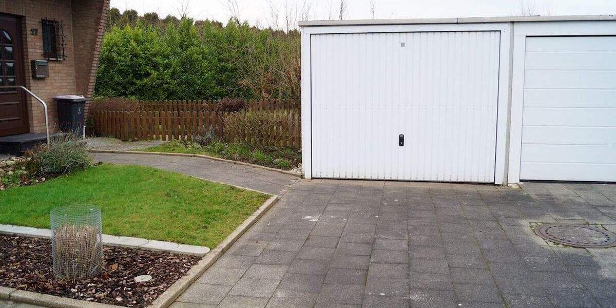 Renoviertes Reihenendhaus mit Garten und Garage 4 zimmer