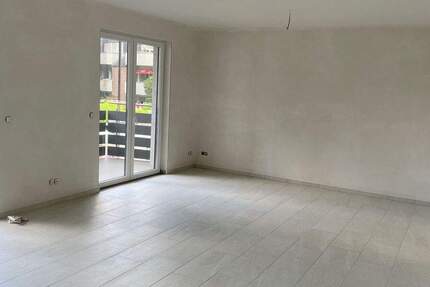 Sehr geräumige, bezugsfertige 3,5-Zimmer-Wohnung in guter Lage. 3 zimmer