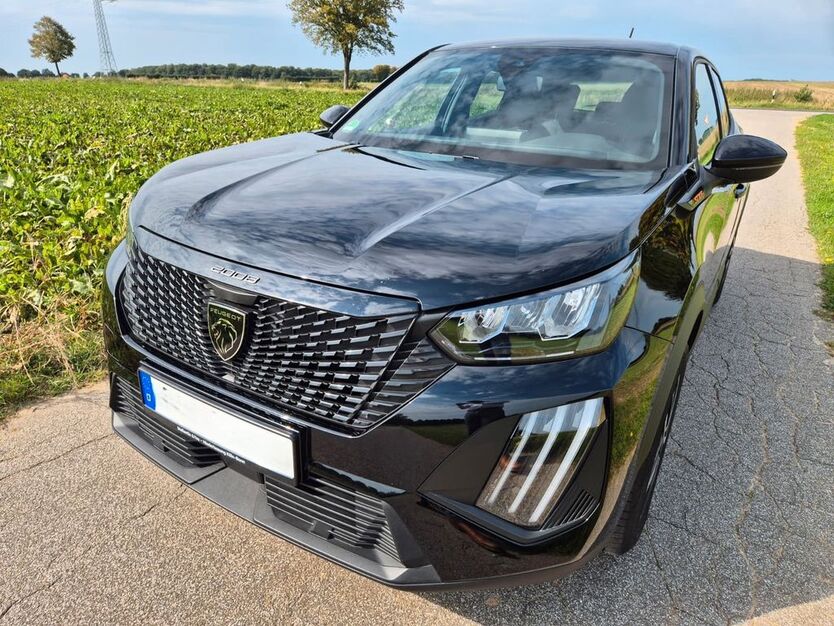 Peugeot 2008 15.200 km 18.700 € Viersen 41747