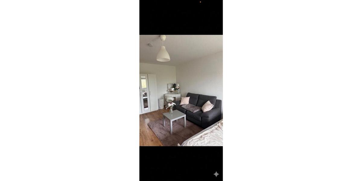 Etagenwohnung Velbert Pöthen - 4 Zimmer, 120 m&sup2;, 1.150&euro; | Angebot:26408186