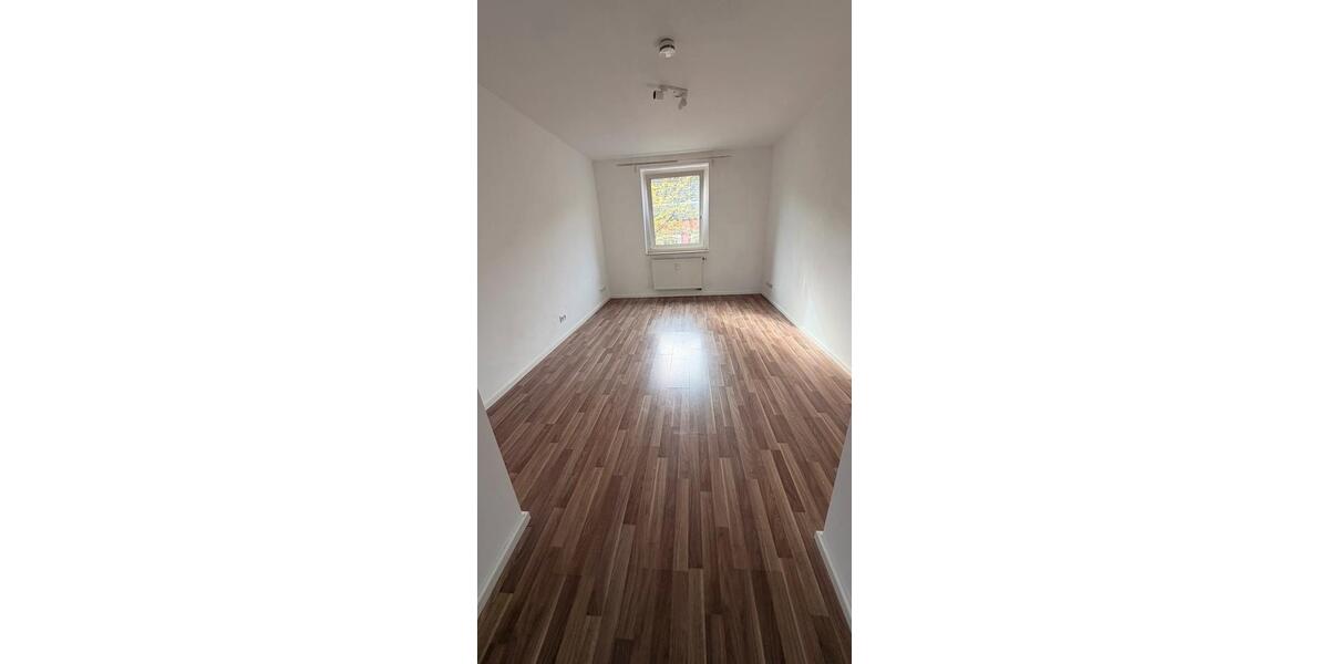 Etagenwohnung Düsseldorf Oberbilk - 2 Zimmer, 61 m&sup2;, 820&euro; | Angebot:26415625