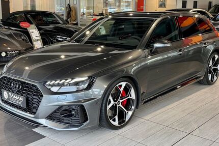 Audi RS4 5.000 km 87.750 € Mülheim an der Ruhr 45472