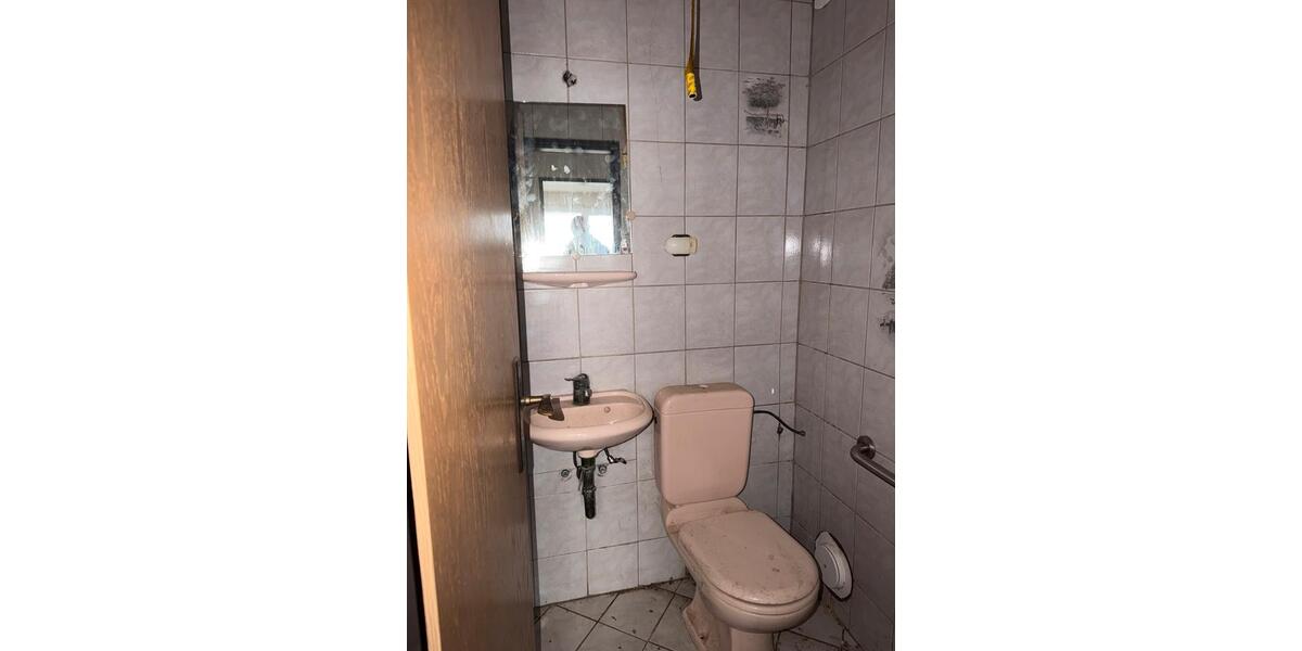 Etagenwohnung Duisburg Essenberg - 3 Zimmer, 84 m&sup2;, 666&euro; | Angebot:25665159