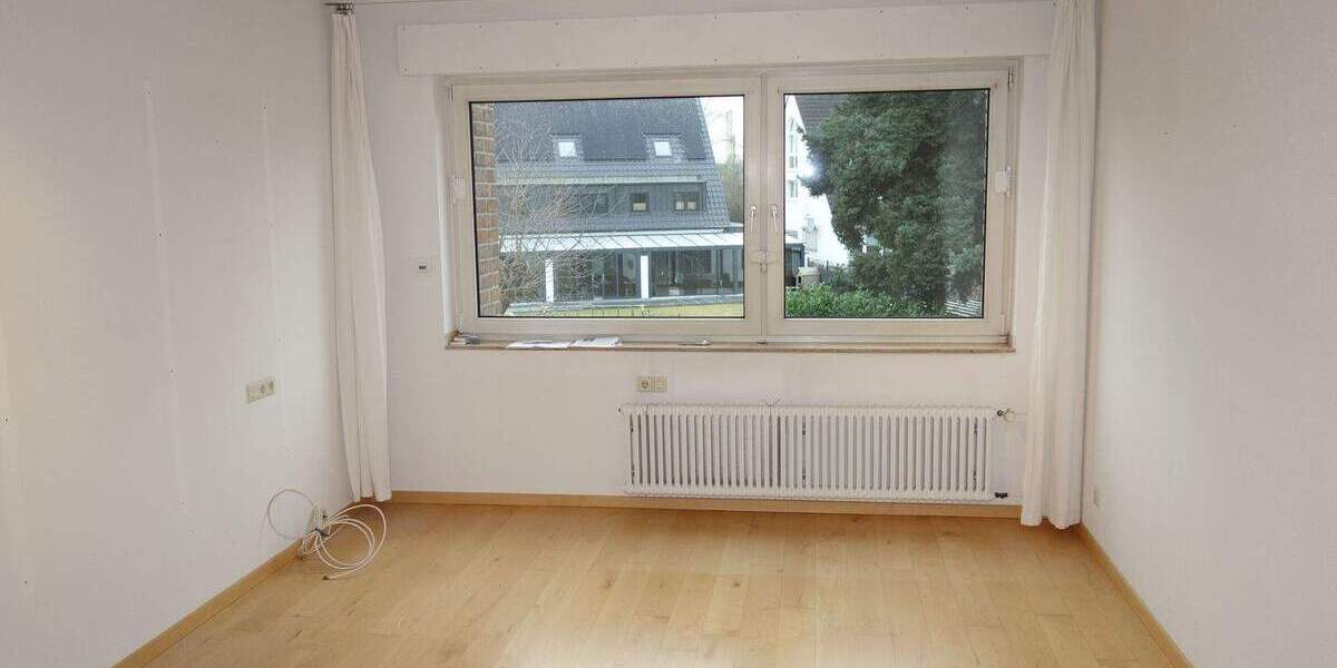Einfamilienhaus Düsseldorf Hassels - 4 Zimmer, 128 m&sup2;, 550.000&euro; | Angebot:25665200