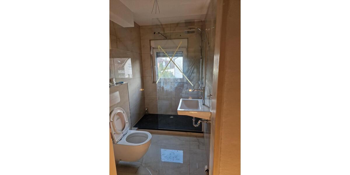 Erstbezug nach Sanierung – 4-Zimmer-Wohnung mit großem Balkon 4 zimmer