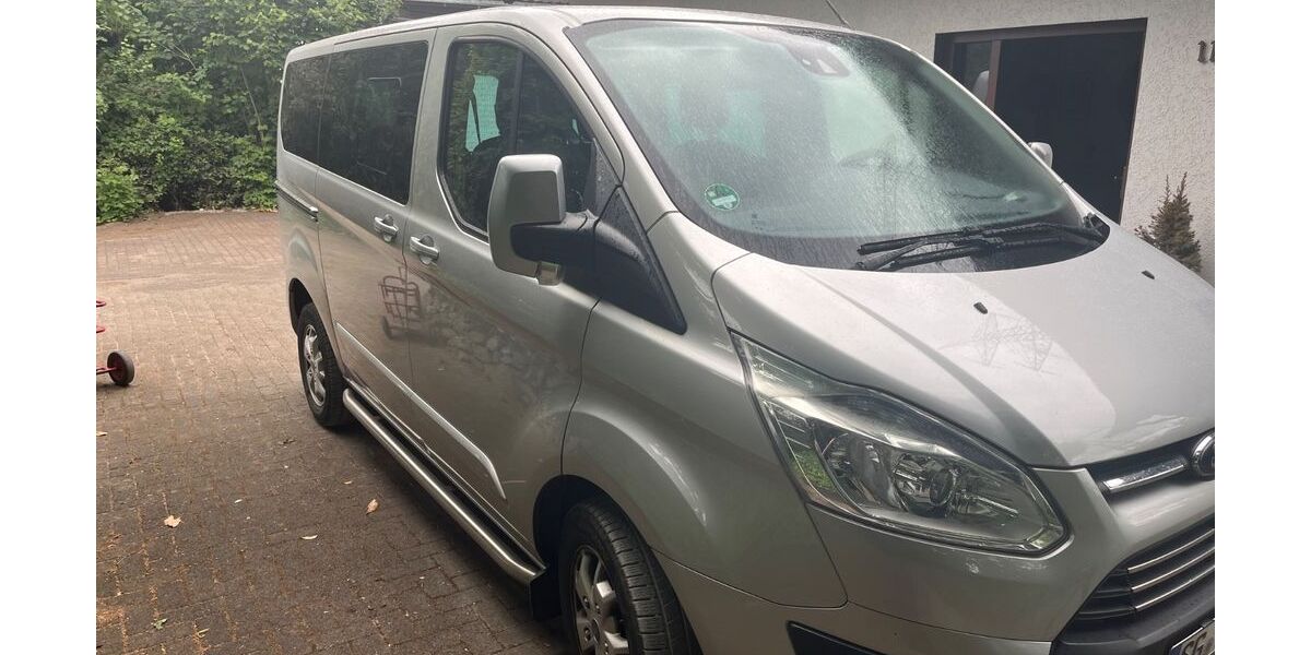 Ford Tourneo Custom 177.500 km 15.499 &euro; Solingen 42697