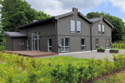 Neue, bezugsfertige Hälfte eines Doppelhauses in Basdahl