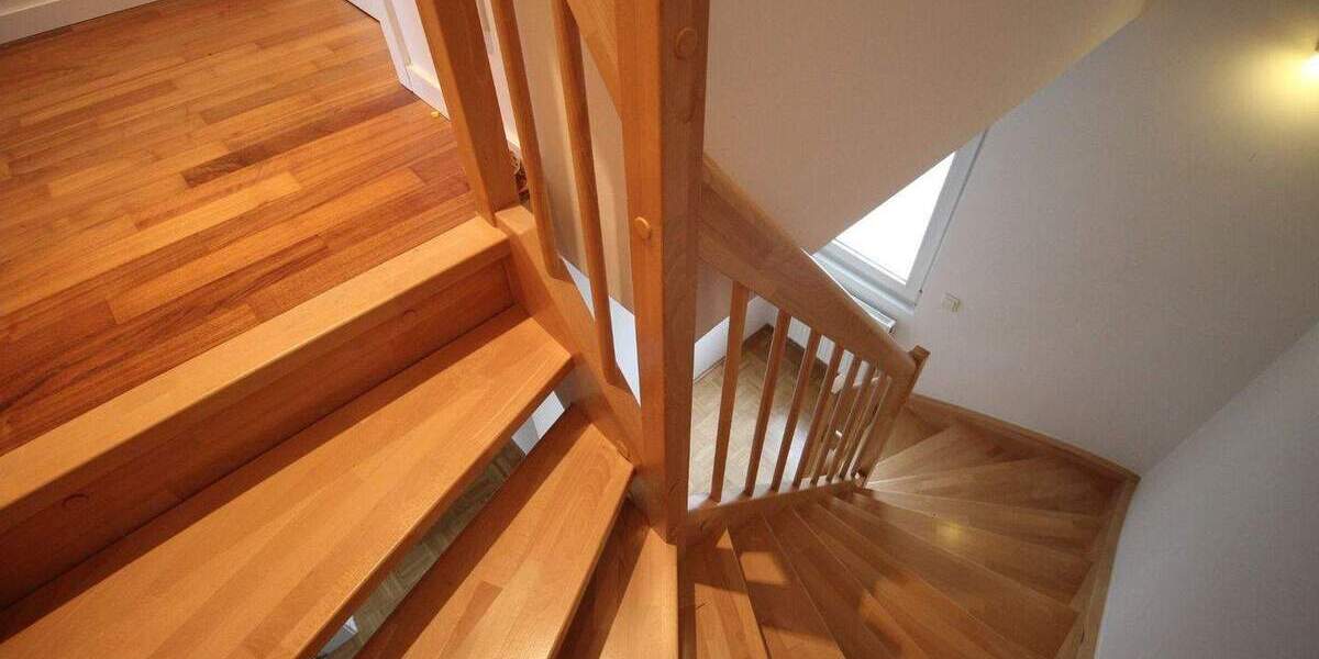 Reihenmittelhaus Düsseldorf Stockum - 4 Zimmer, 105 m&sup2;, 800.000&euro; | Angebot:25244636