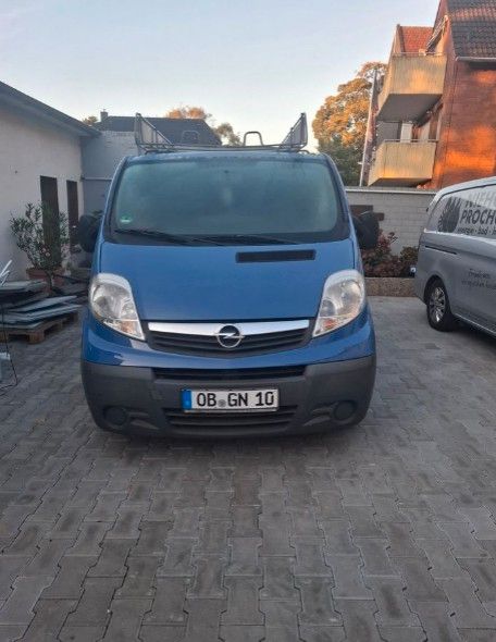 Opel Vivaro 142.019 km 6.500 &euro; Oberhausen 46147