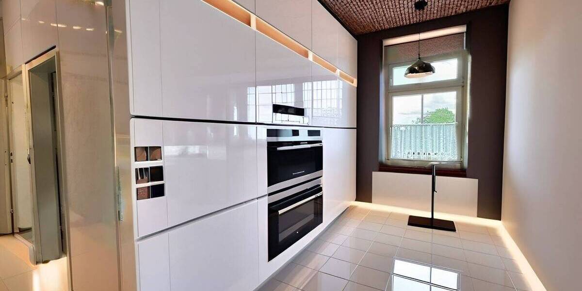 Reihenmittelhaus Mönchengladbach Rheydt - 5 Zimmer, 200 m&sup2;, 379.000&euro; | Angebot:24050571