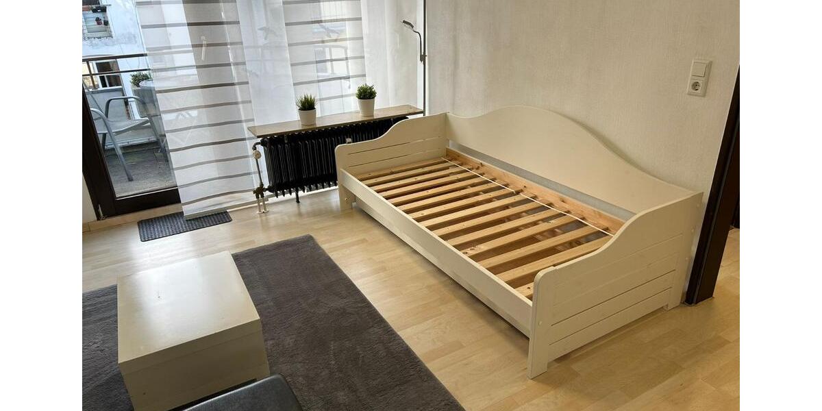 Dachgeschoßwohnung Mönchengladbach Süd - 1 Zimmer, 25 m&sup2;, 349&euro; | Angebot:25649511