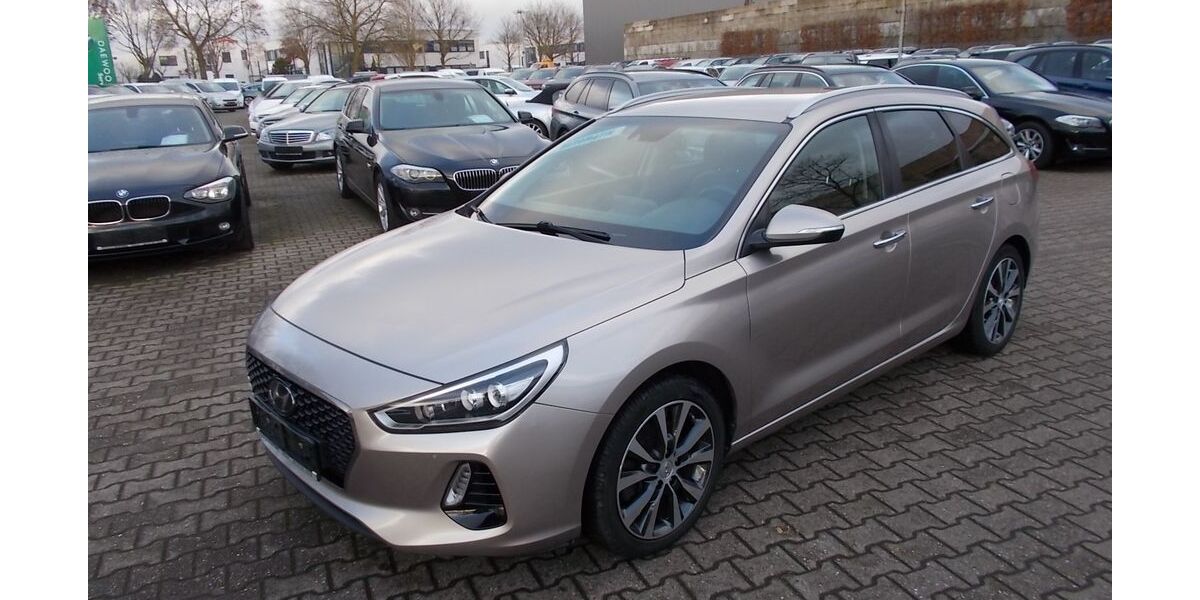 Hyundai i30 103.639 km 14.500 &euro; Willich 47877