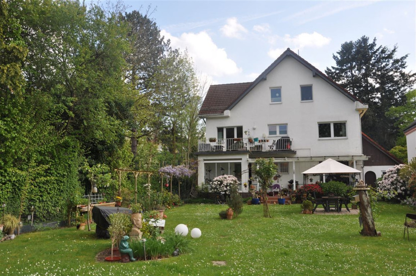 Wohnung zum Kaufen in Düsseldorf 598.000 € 105 m²