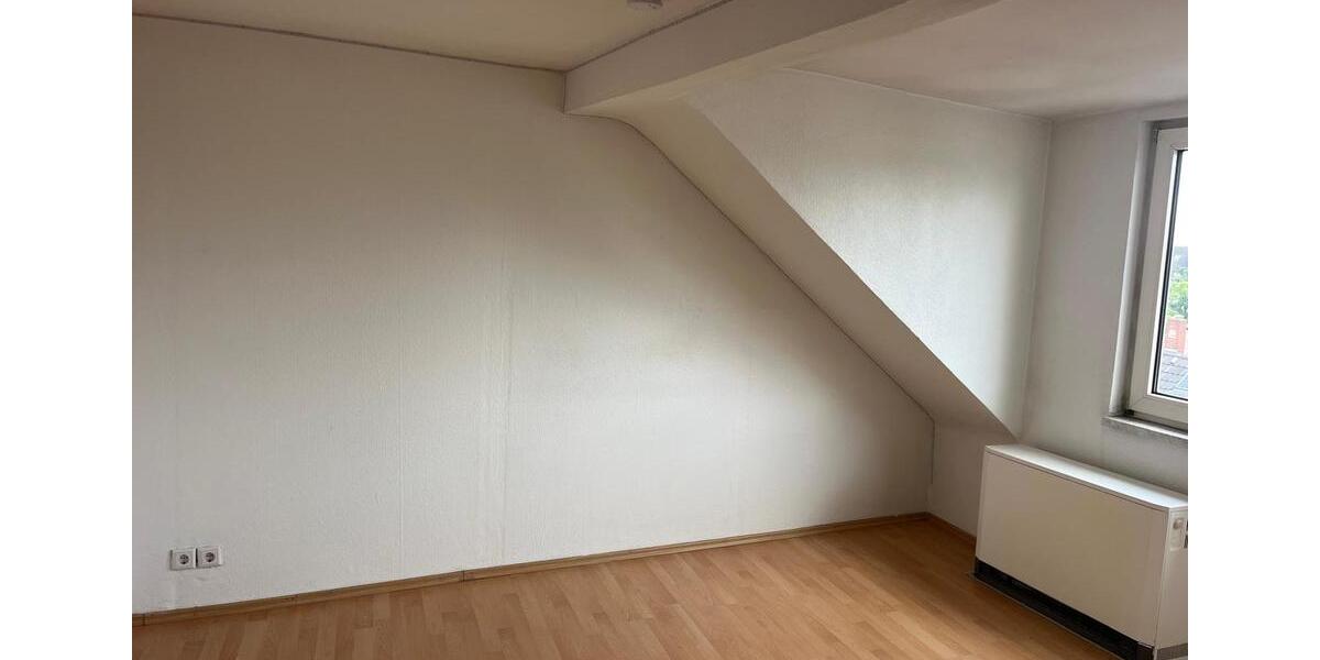 Dachgeschoßwohnung Düsseldorf Stadtbezirk 8 - 1 Zimmer, 20 m&sup2;, 300&euro; | Angebot:24712325