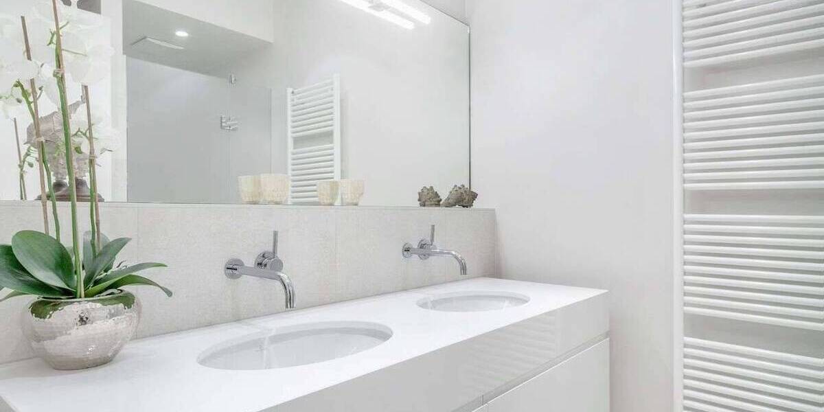 Etagenwohnung Düsseldorf Altstadt - 2 Zimmer, 55 m&sup2;, 1.600&euro; | Angebot:26435561