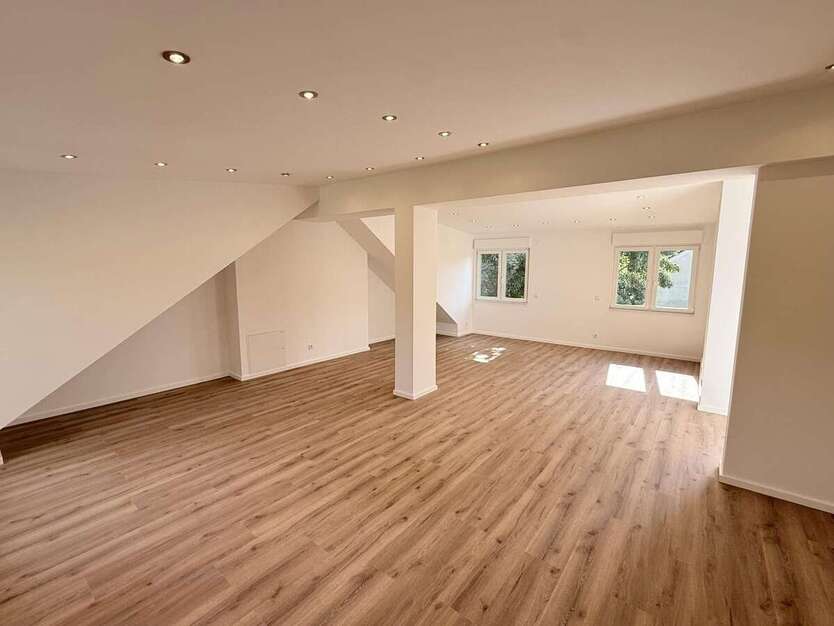 Wohnung zum Mieten in Oberhausen 1.200 € 98 m² 3 zimmer