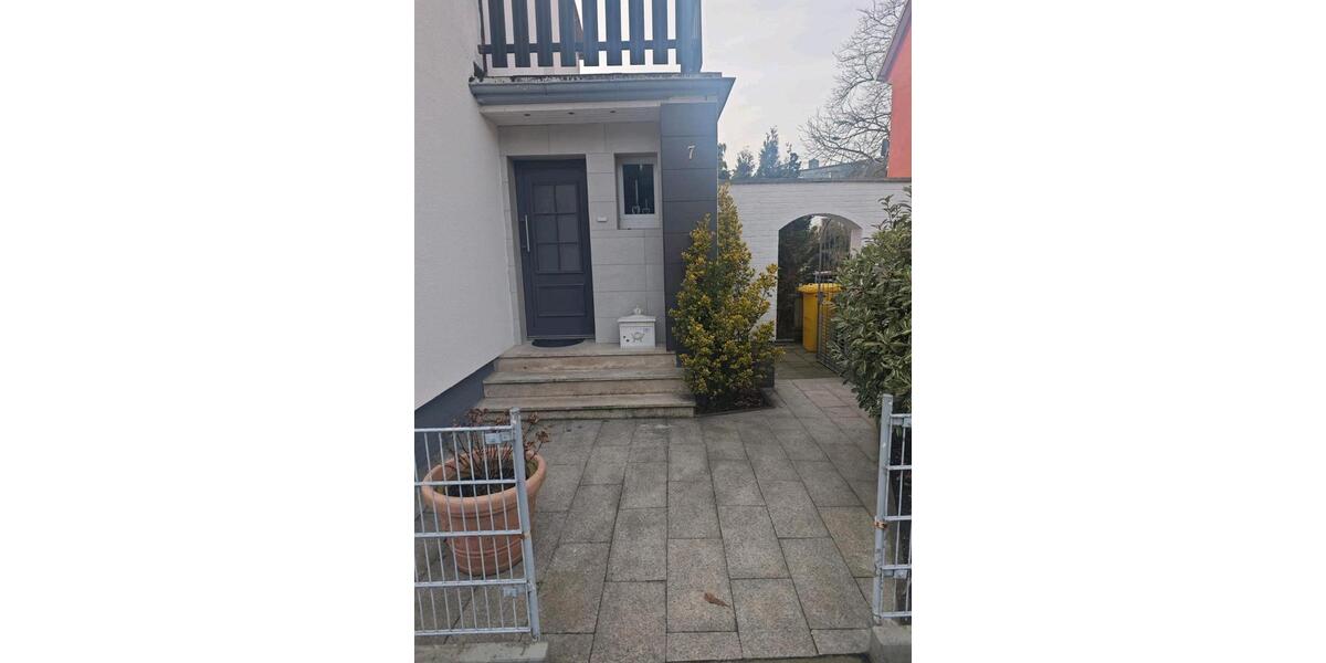 Ein schönes Reihenendhaus in Lank-Latum, noch provisionsfrei 5.5 zimmer