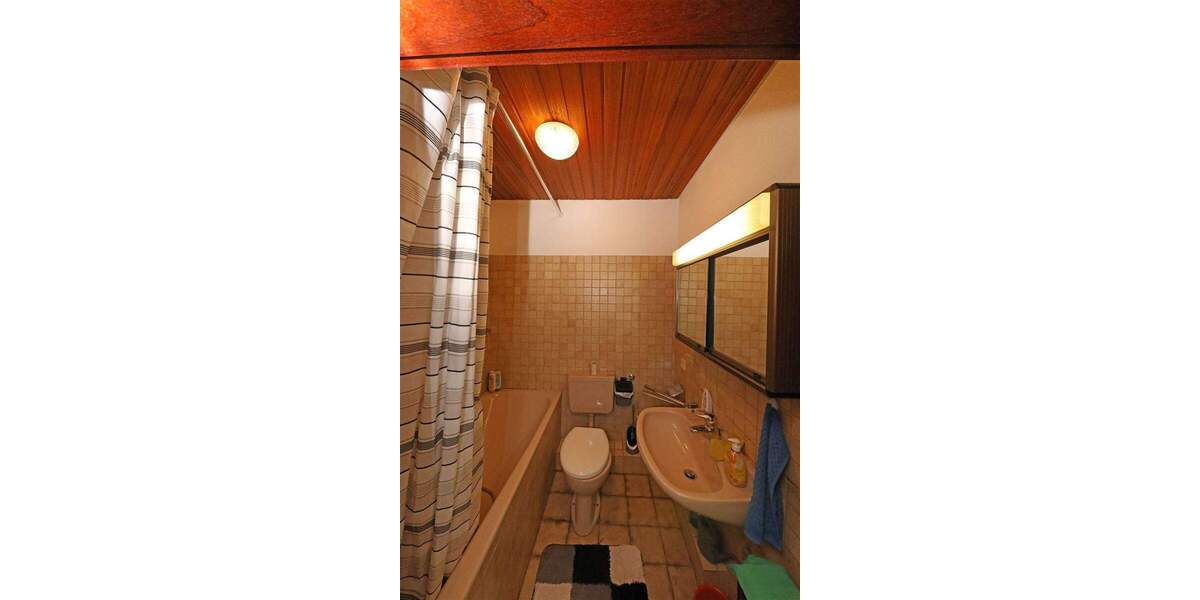 Etagenwohnung Düsseldorf Volmerswerth - 2 Zimmer, 66 m&sup2;, 770&euro; | Angebot:25319238