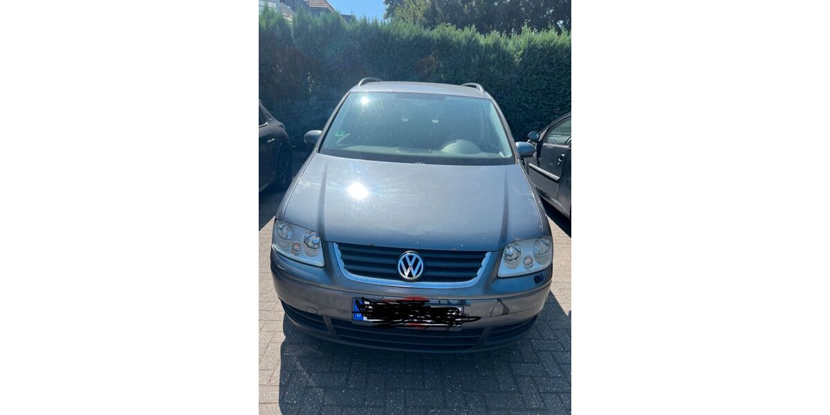 VW Touran 270.000 km 2.500 &euro; Moers 47441