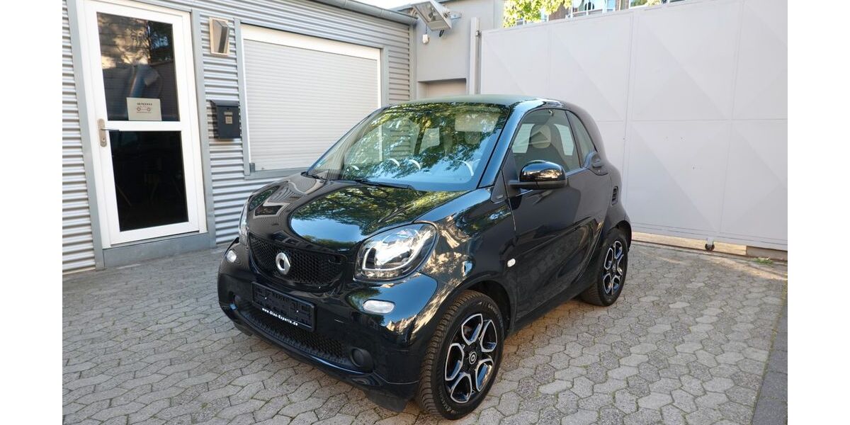 Smart ForTwo 94.000 km 6.999 &euro; Düsseldorf 40231