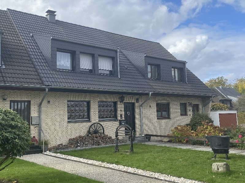Haus zum Kaufen in Neuss 448.000 € 111 m² 4 zimmer