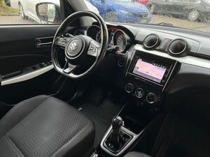 Suzuki Swift Comfort+Hybrid+112PS+Sitzheizung+LED+Klimaau 108.156 km 9.650 &euro; Meerbusch 40667