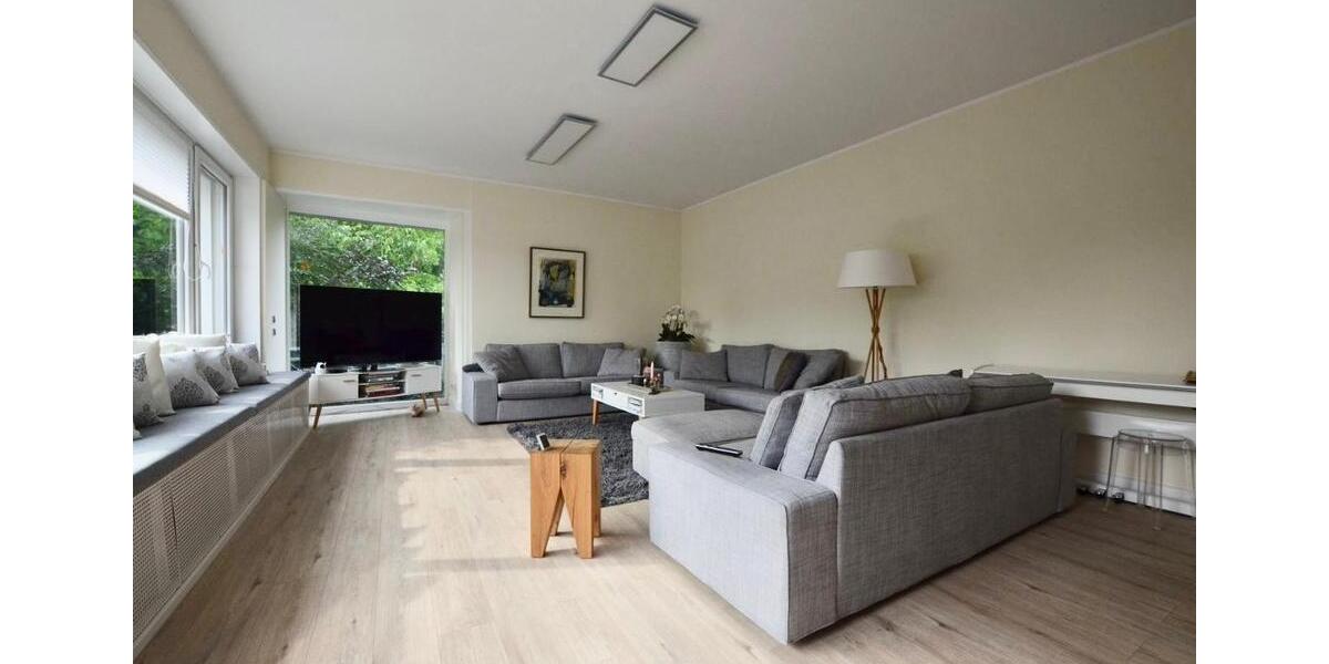 Ihr Traumhaus auf Zeit: Luxuriöses, vollständig möbliertes Einfamilienhaus mit 5 Zimmern und Garten 5 zimmer