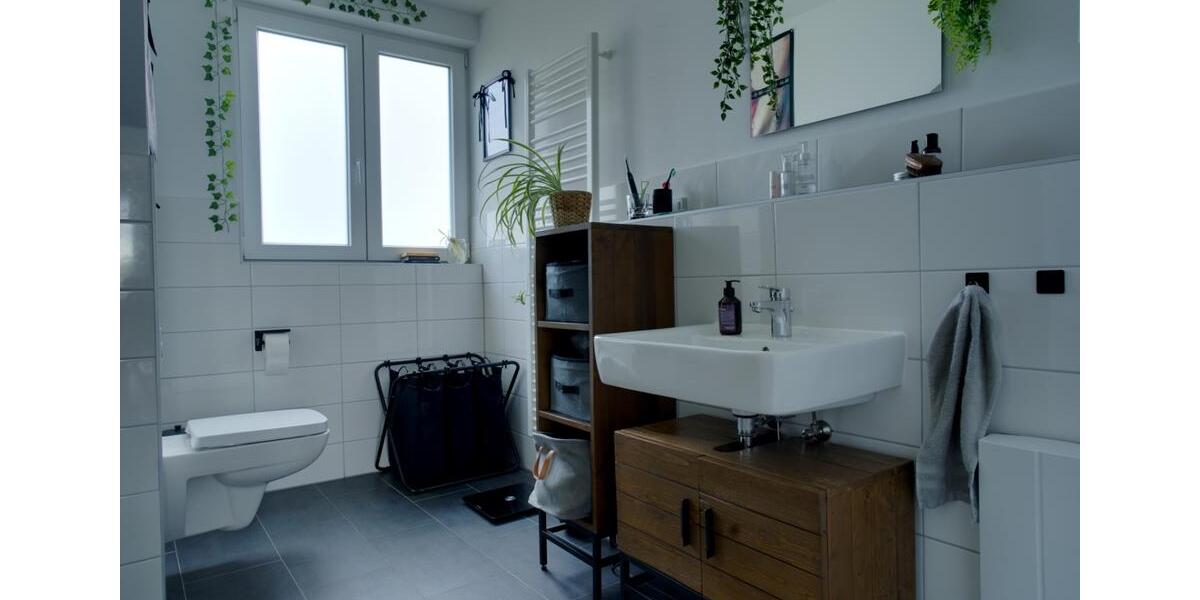 Dachgeschoßwohnung Dormagen - 2 Zimmer, 69 m&sup2;, 760&euro; | Angebot:26423181