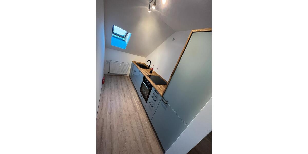 2 Zimmer Altbauwohnung in 41061 Mönchengladbach 2 zimmer