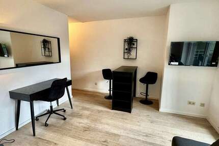 Zimmer Düsseldorf Holthausen - 1 Zimmer, 1.400&euro; | Angebot:22404615