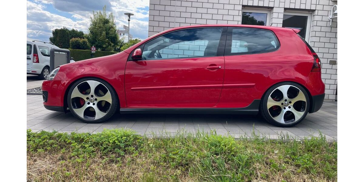 VW Golf 167.830 km 9.999 &euro; Willich 47877