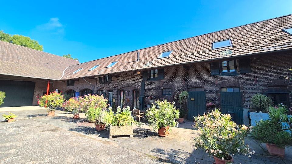 Top-modernes BüroAtelier mit 90m² inkl. Einbauküche in wunderschön ländlicher Lage von Kaarst zimmer