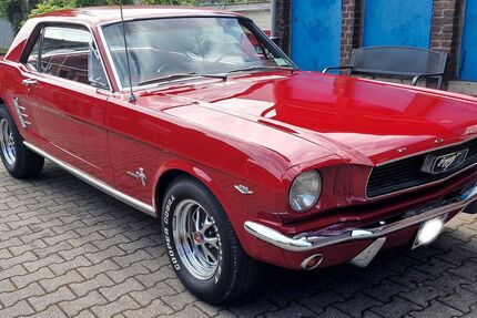 Ford Mustang 93.944 km 46.500 € Ratingen 40878