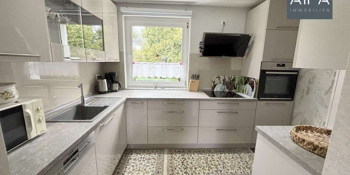 Etagenwohnung Mönchengladbach / Wickrath-Mitte Mitte - 5 Zimmer, 100 m&sup2;, 229.000&euro; | Angebot:27016097