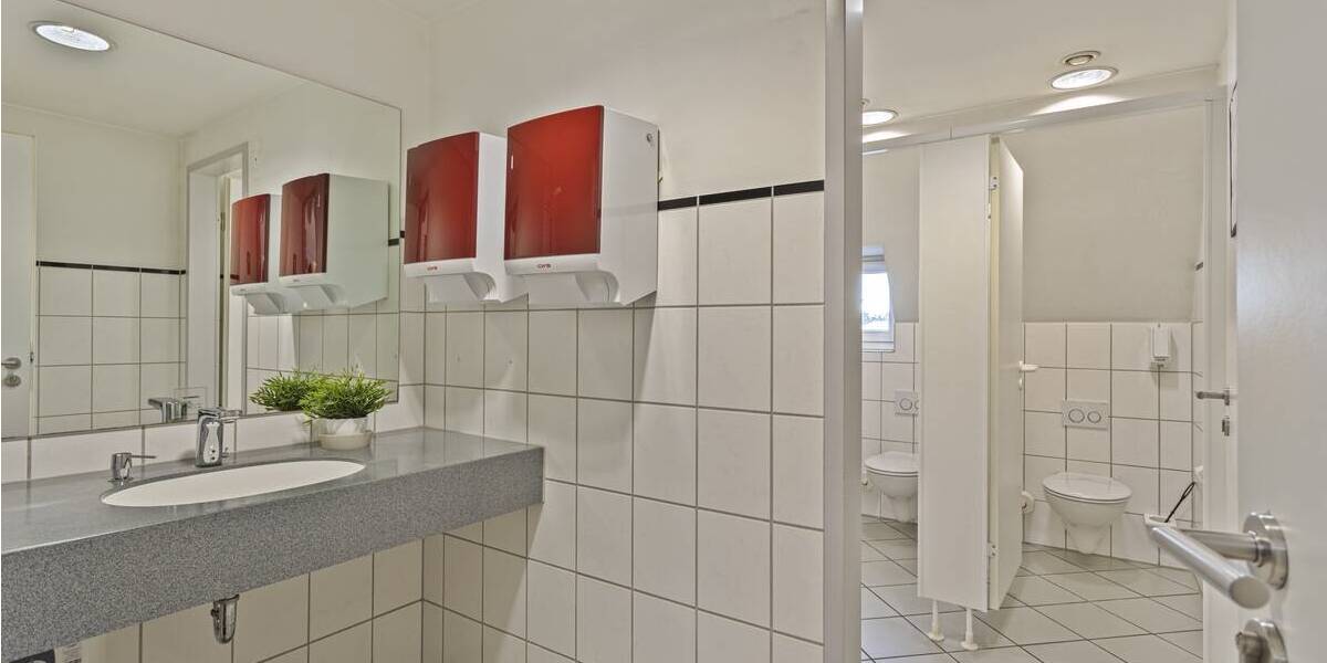 TRADITION TRIFFT MODERNE: 405 m² GEWERBEFLÄCHE ZU MIETEN 5 zimmer