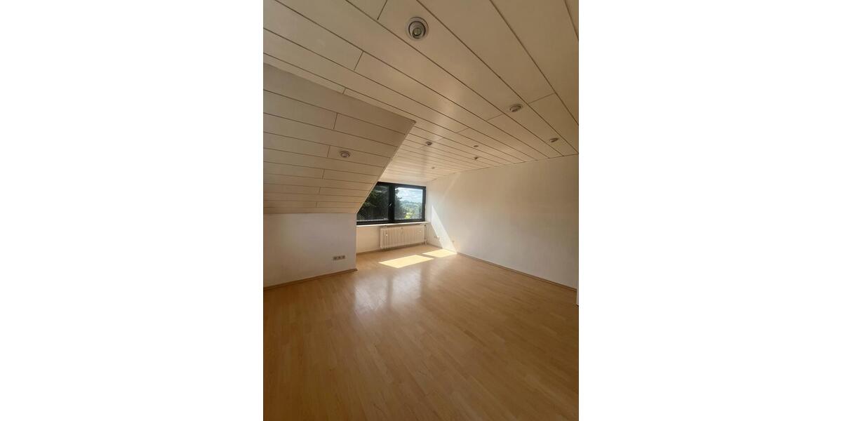 Großzügige 3-Zimmer-Wohnung mit Garten&Weitblick in Isenbügel 3 zimmer