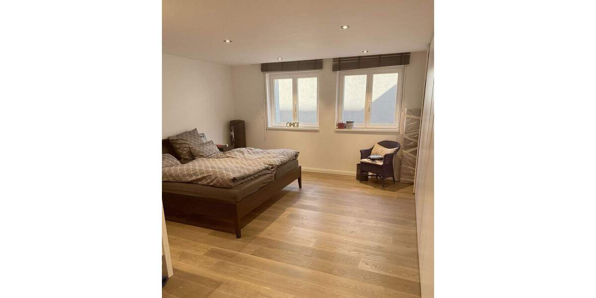 Doppelhaushälfte Meerbusch Büderich - 6 Zimmer, 242 m&sup2;, 8.500&euro; | Angebot:26554984