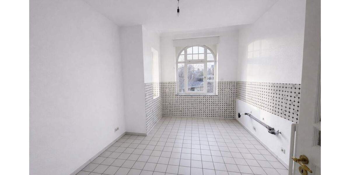 Altbaujuwel mit Charakter: Architektur, die man spürt - Ein Haus mit Seele und Geschichte! 3 zimmer