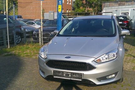 Ford Focus 122.958 km 8.400 € Leverkusen 51377